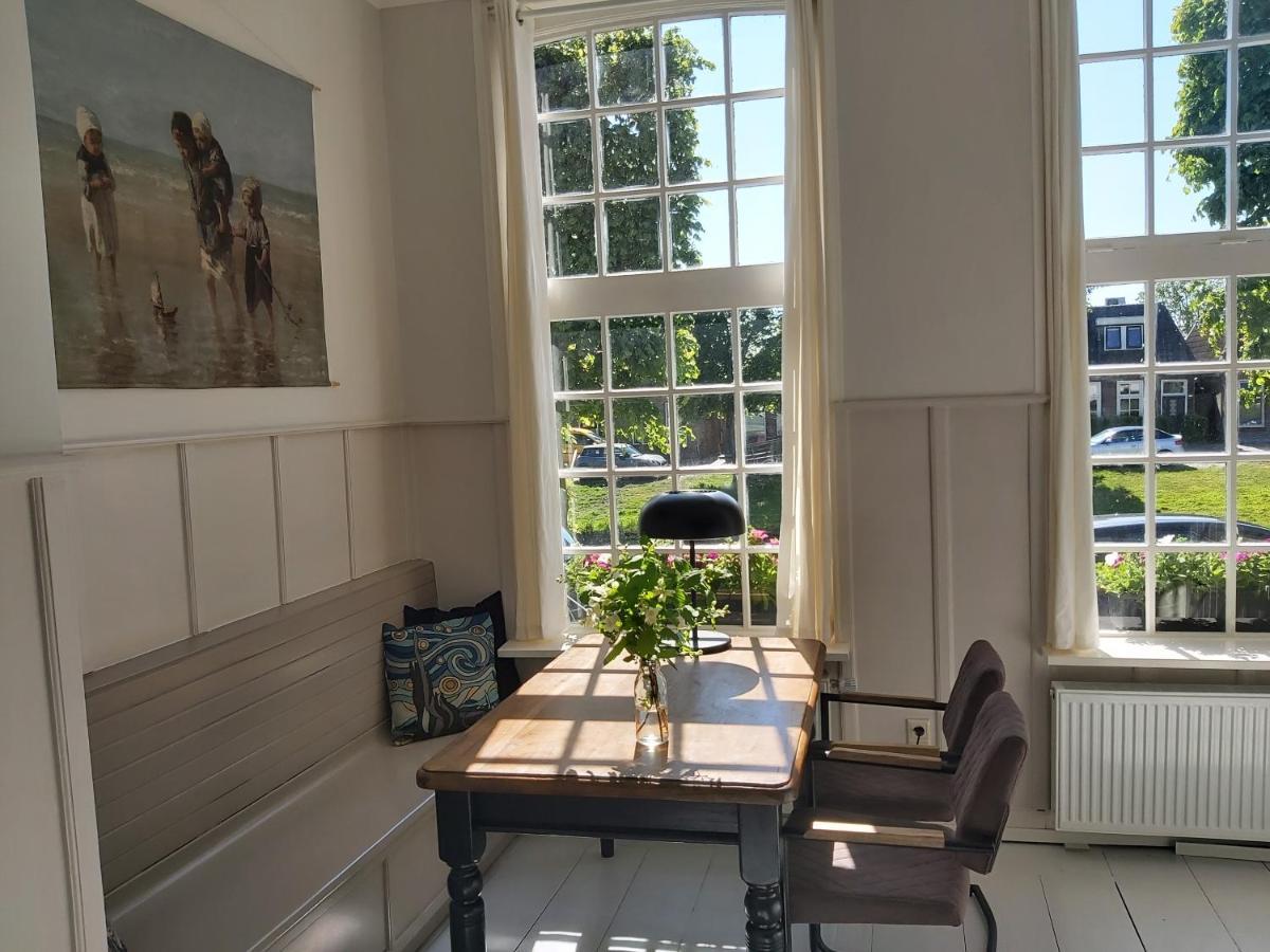 De Wachtkaemer in De olde banck Stavoren Buitenkant foto